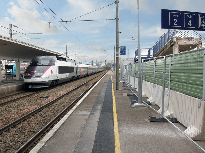 Barrières de sécurité KLOSTAB - Chantier à la Gare SNCF de Laval (72)