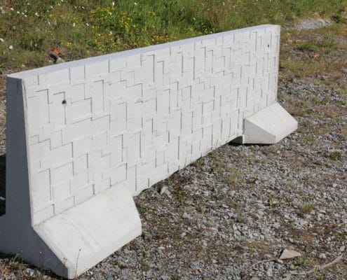 Barrière KLOSTAB avec béton architectonique. La sécurité esthétique